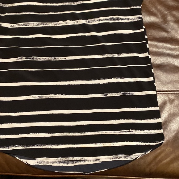 Express Open Shoulder Midi XS Black and White Dress - Picture 6 of 8